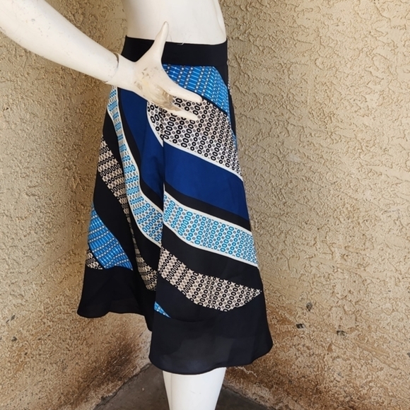 Ann Taylor cute‎ little Skirt - Picture 3 of 5